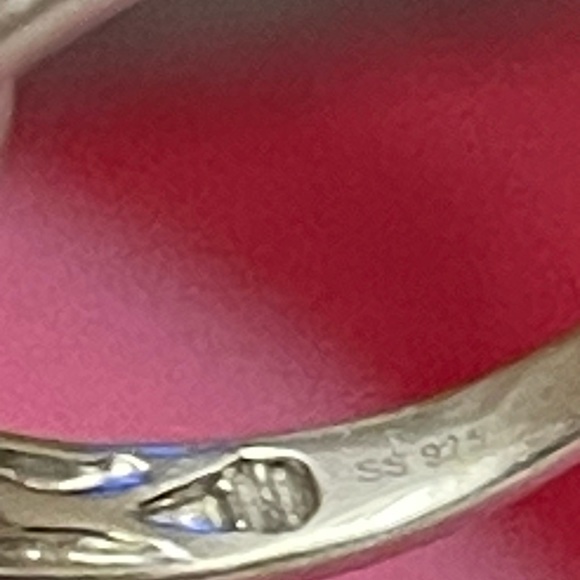 SS925 Diamond Ring - Picture 6 of 8